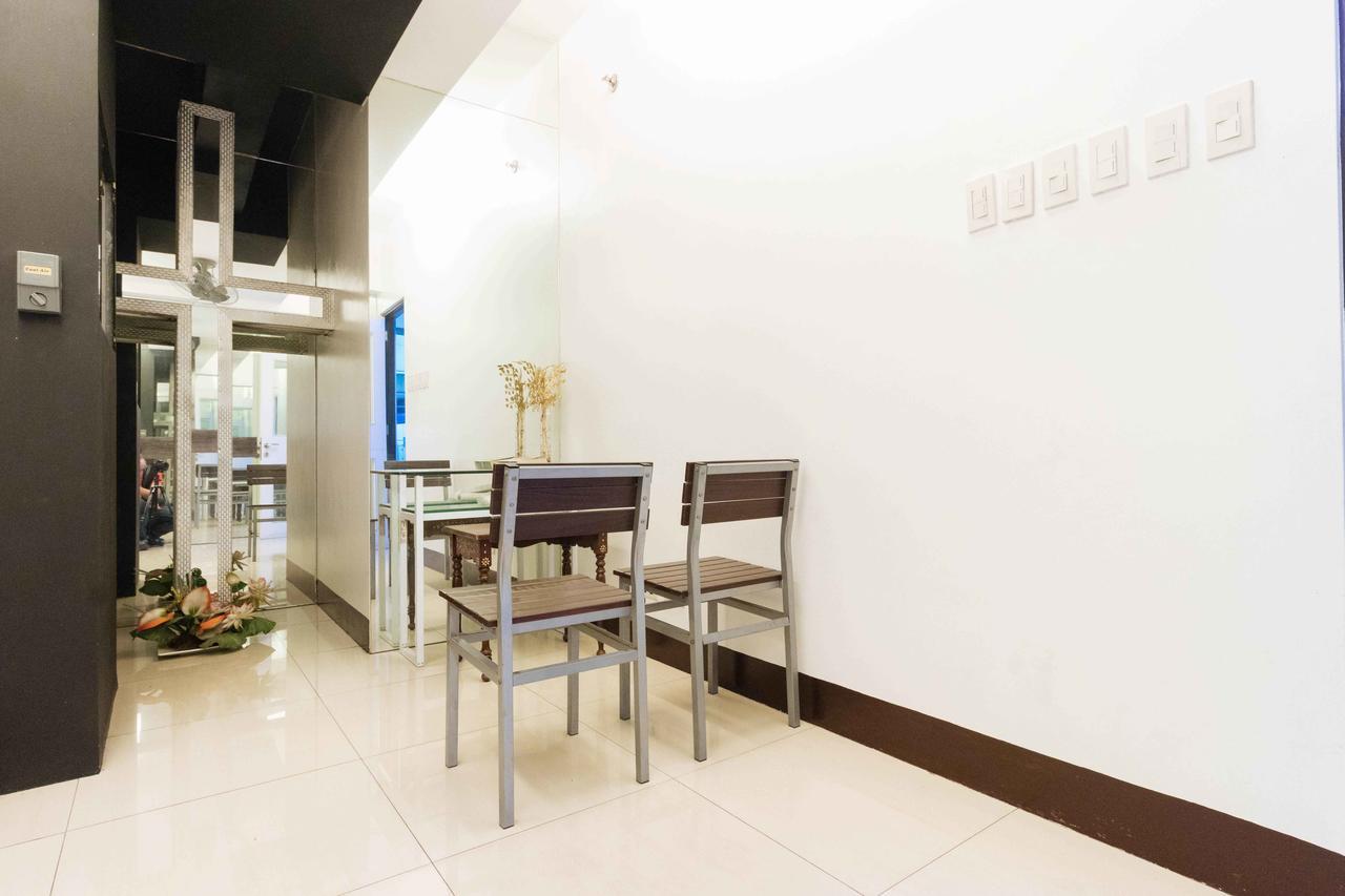 Reddoorz Plus At Banawe Кесон Сити Екстериор снимка